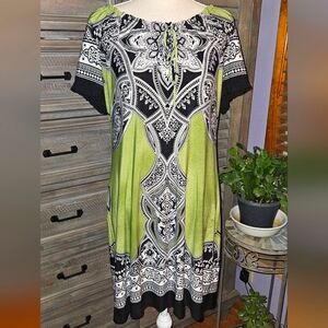 Woman's Dress by Intermission Green/Black/White Sz 8 Good Condition